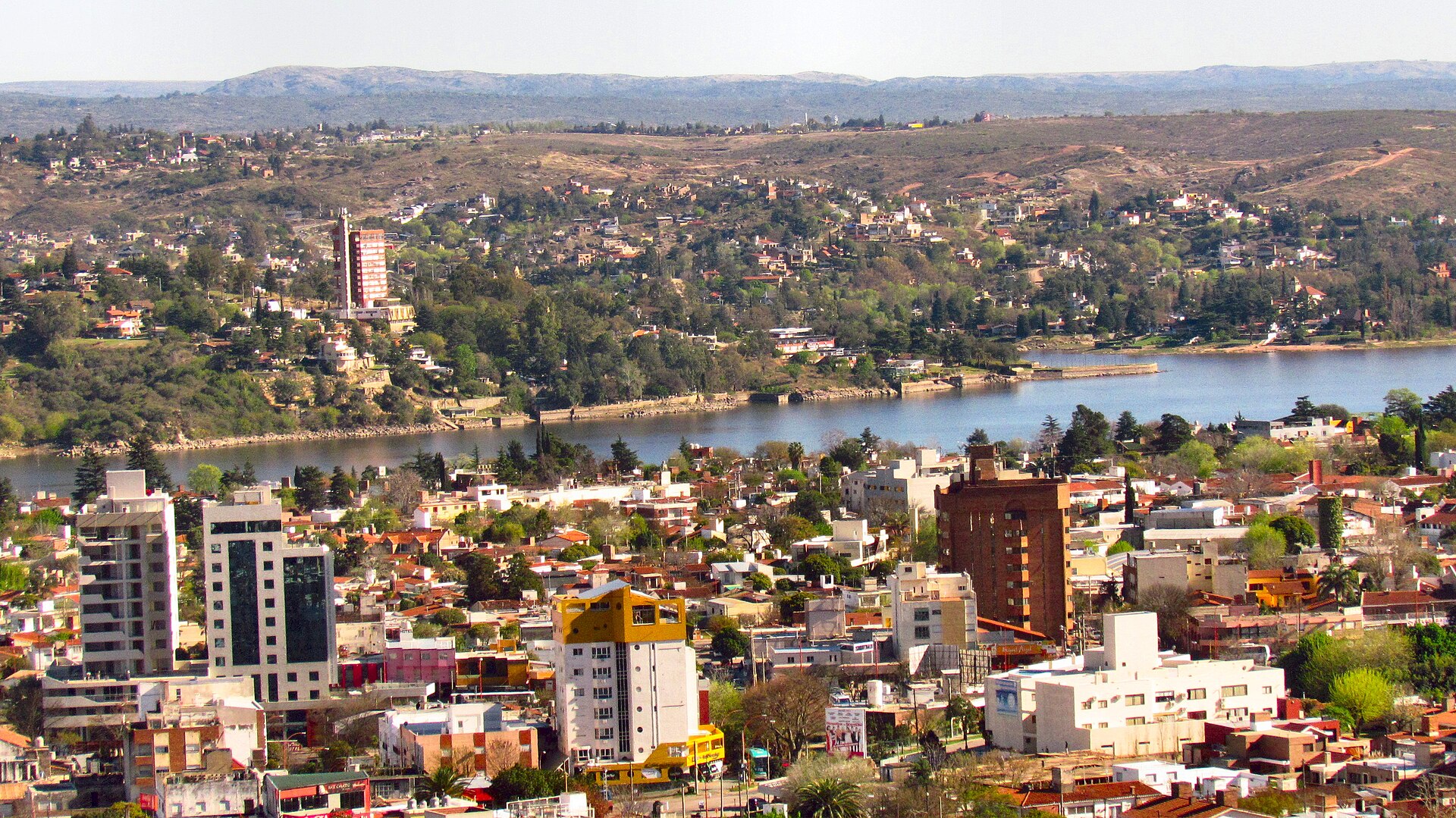 Imagem de referência relacionada a Villa Carlos Paz, item descrito como registro de referência sobre Villa Carlos Paz, organizado a partir de dados estruturados abertos
