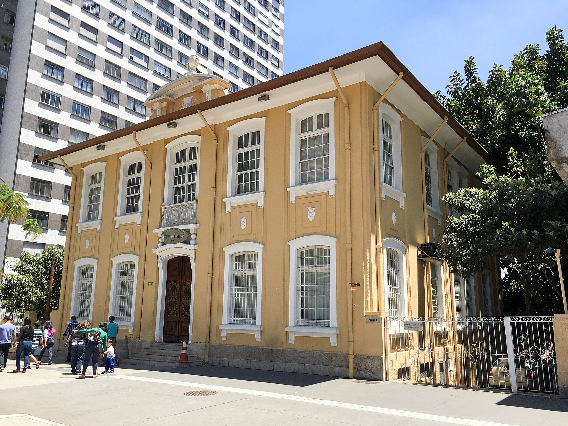 Imagem de referência de Instituto Pasteur (São Paulo), descrito nos dados abertos como instituição governamental brasileira de pesquisa científica e serviços de vigilância em saúde pública animal