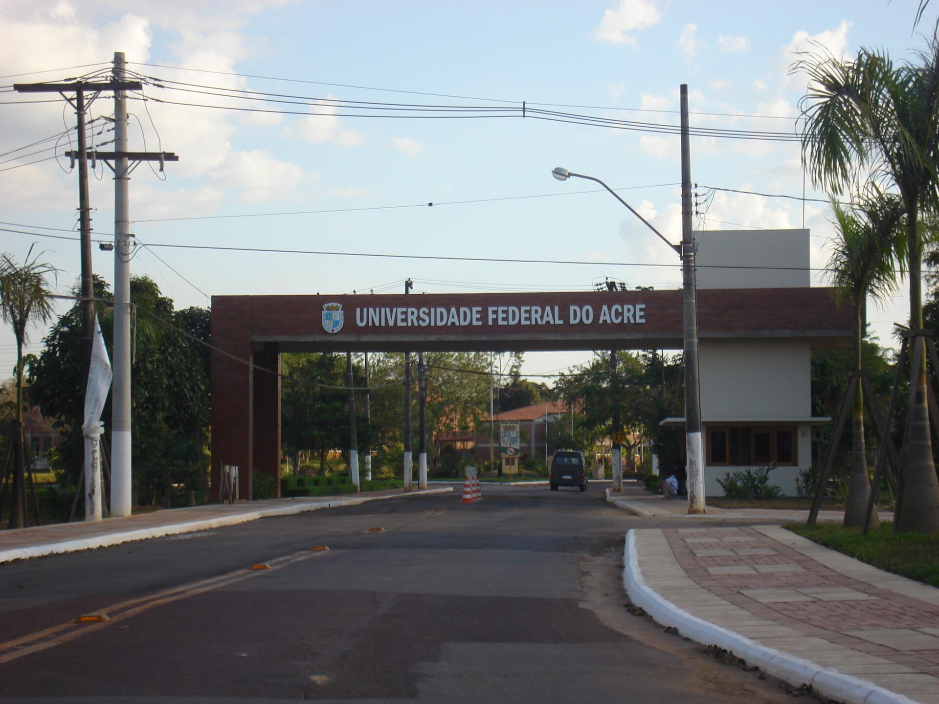 Imagem de referência relacionada a Universidade Federal do Acre, item descrito como unversidade pública federal em Rio Branco, Acre