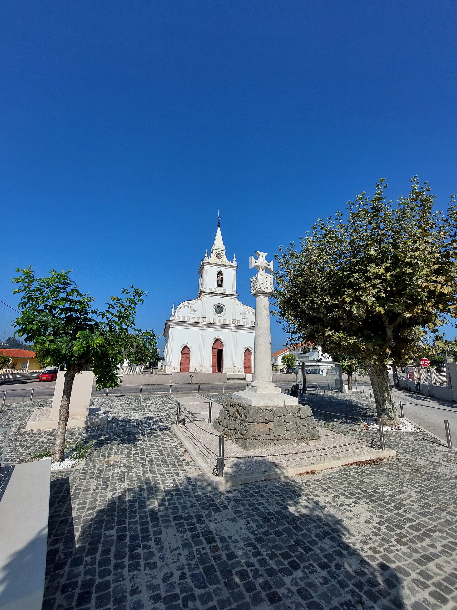 Imagem de referência relacionada a Monte Redondo, item descrito como vila portuguesa do Município de Leiria