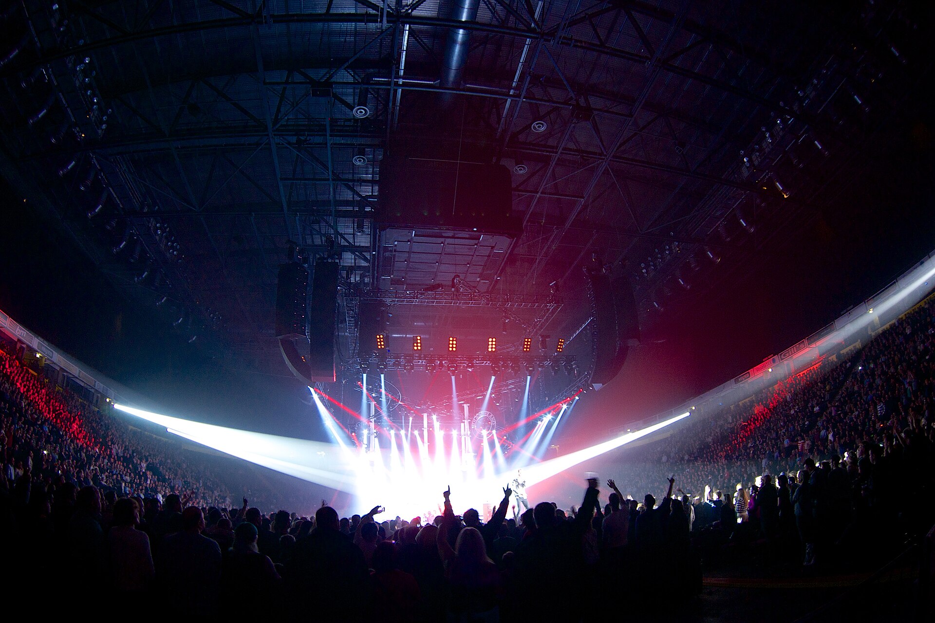Imagem de referência de Manchester Arena, descrito nos dados abertos como arena coberta de eventos em Manchester, Inglaterra