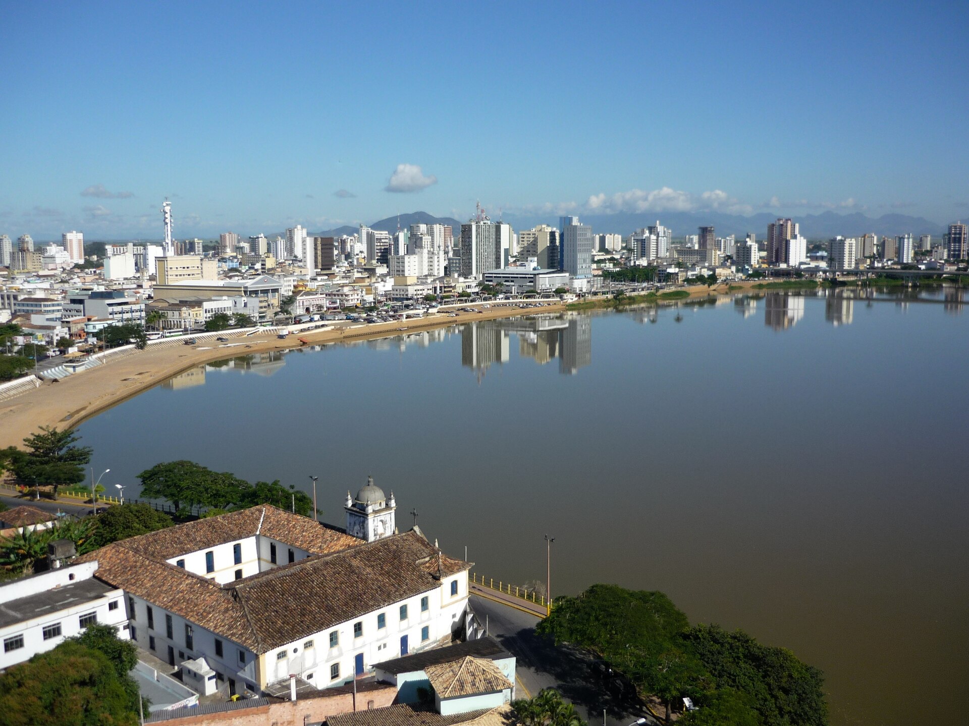 Imagem de referência de Campos dos Goytacazes, descrito nos dados abertos como município do estado do Rio de Janeiro, Brasil