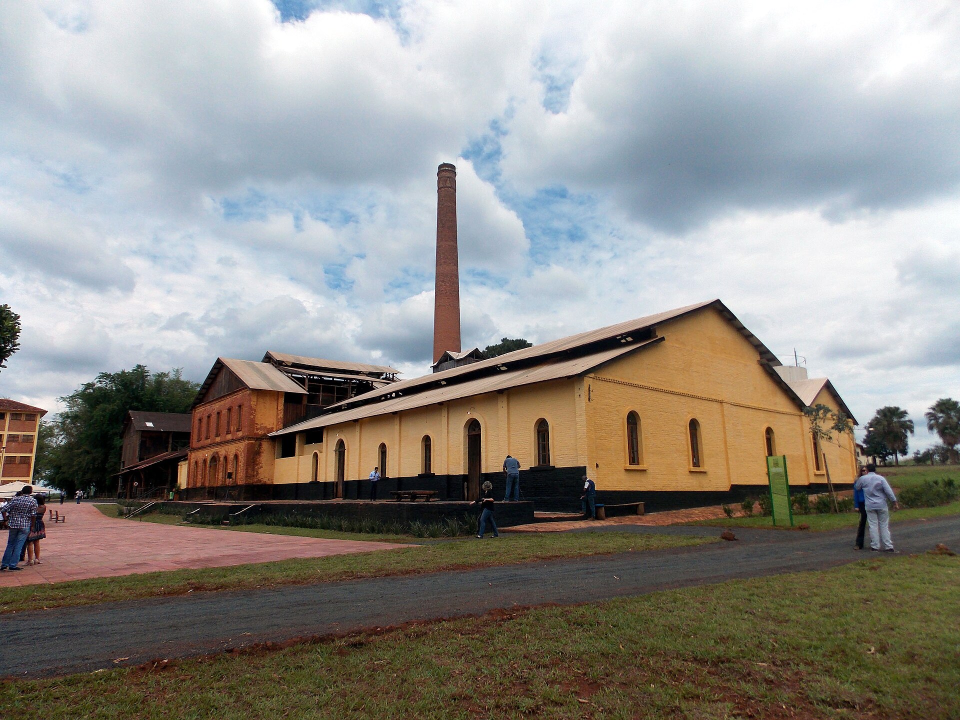 Imagem de referência relacionada a Museu da Cana, item descrito como museu em Pontal, Brasil