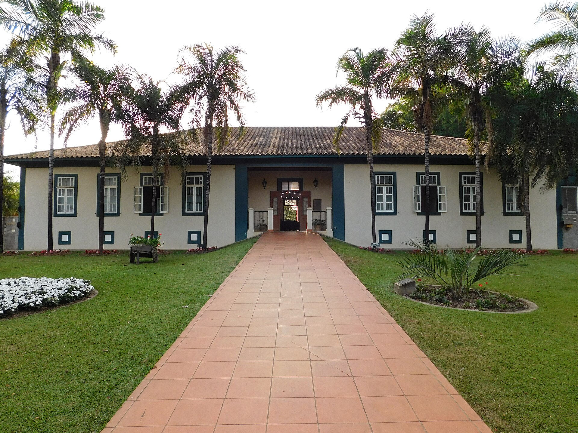 Imagem de referência de Instituto Plantarum, descrito nos dados abertos como instituto de pesquisa, Editora, Organização Não Governamental