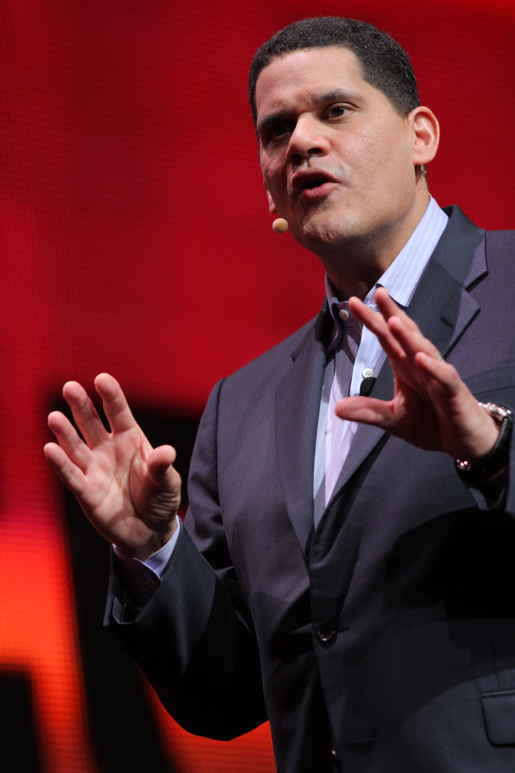 Imagem de referência relacionada a Reggie Fils-Aime, item descrito como registro de referência sobre Reggie Fils-Aime, organizado a partir de dados estruturados abertos