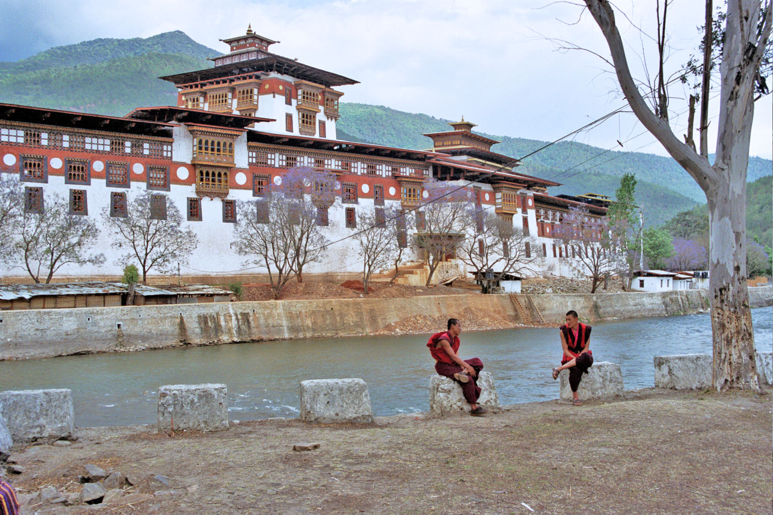 Imagem de referência relacionada a Punakha, item descrito como registro de referência sobre Punakha, organizado a partir de dados estruturados abertos