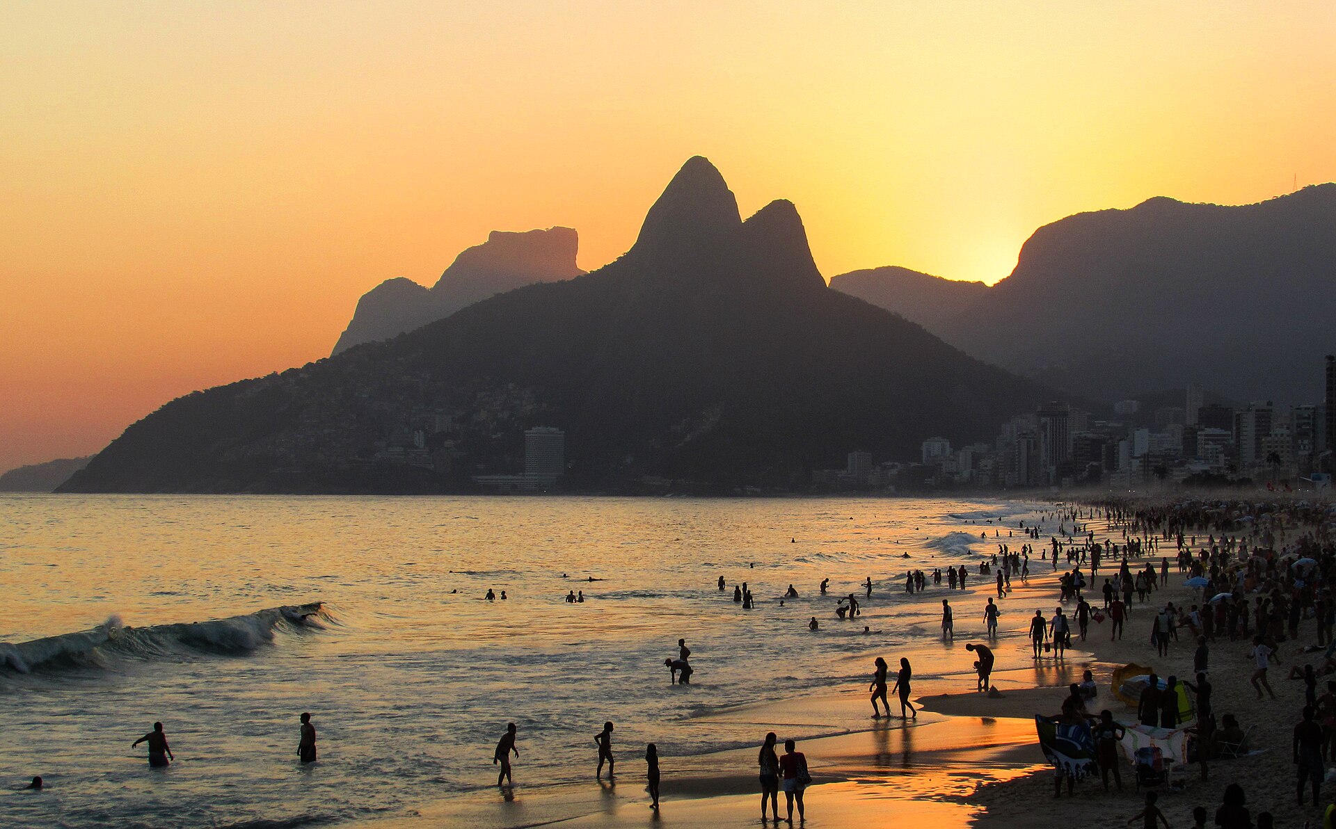Imagem de referência de Parque Natural Municipal Penhasco Dois Irmãos - Arquiteto Sérgio Bernardes, descrito nos dados abertos como parque Natural Municipal Penhasco Dois Irmãos - Arquiteto Sérgio Bernardes de nível Municipal, localizado (a) em Rio de Janeiro (RJ)