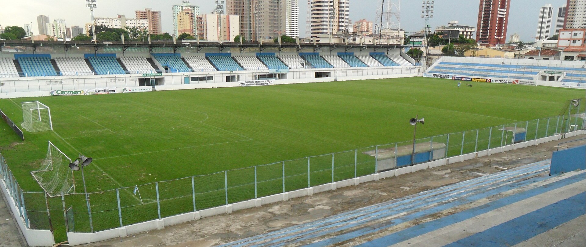 Imagem de referência de Estádio Leônidas Sodré de Castro, descrito nos dados abertos como estádio de futebol brasileiro de propriedade do Paysandu Sport Club, localizado na cidade de Belém, no Estado do Pará