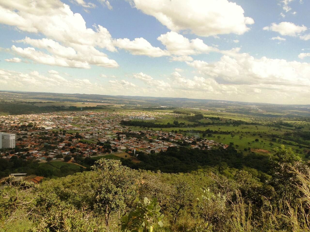 Imagem de referência de Senador Canedo, descrito nos dados abertos como município brasileiro localizado em Goiás