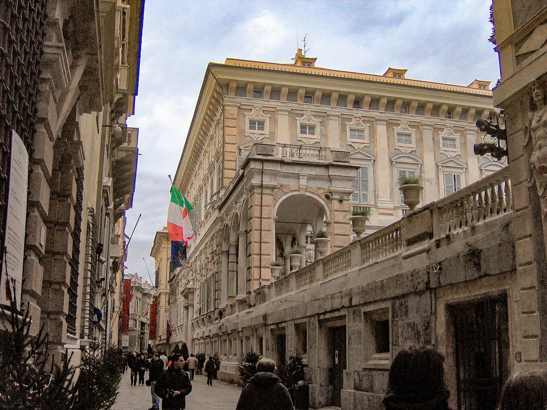 Imagem de referência de Palazzo Doria-Tursi, descrito nos dados abertos como museu na itália