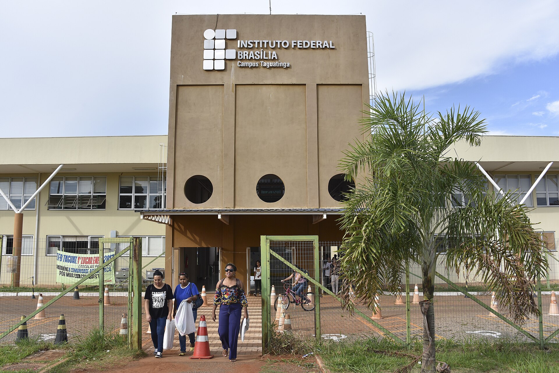 Imagem de referência de Instituto Federal de Educação, Ciencia e Tecnologia de Brasilia, descrito nos dados abertos como instituto federal de educação ciência e tecnologia público federal em Brasilia, Distrito Federal