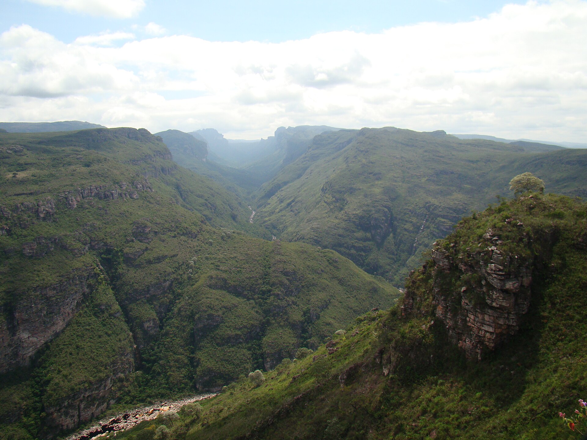 Imagem de referência de Serra do Sincorá, descrito nos dados abertos como acidente geográfico no estado brasileiro da Bahia