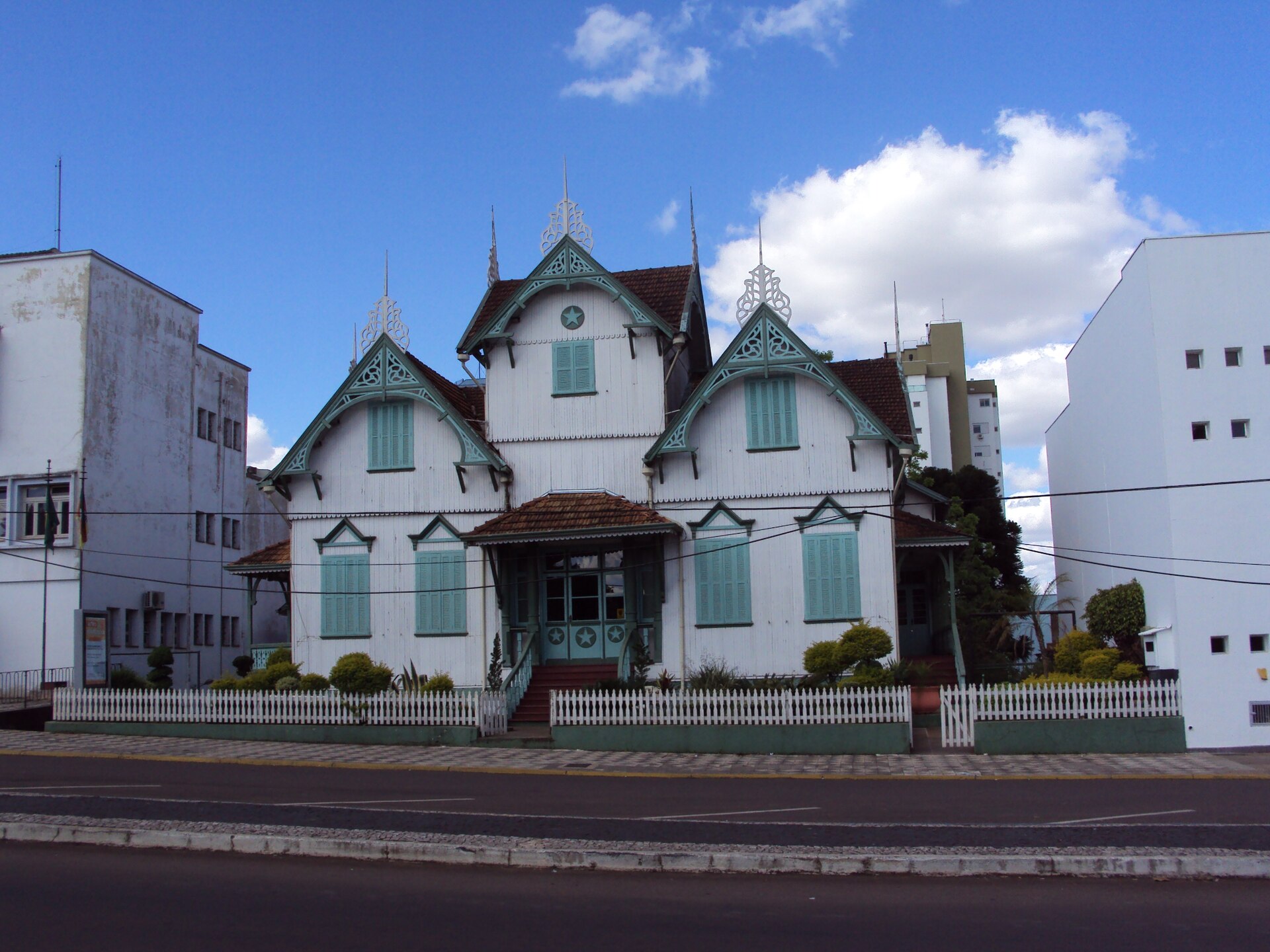 Imagem de referência relacionada a Castelinho, item descrito como bem tombado pelo Instituto do Patrimônio Histórico e Artístico do Estado do Rio Grande do Sul na cidade de Erechim