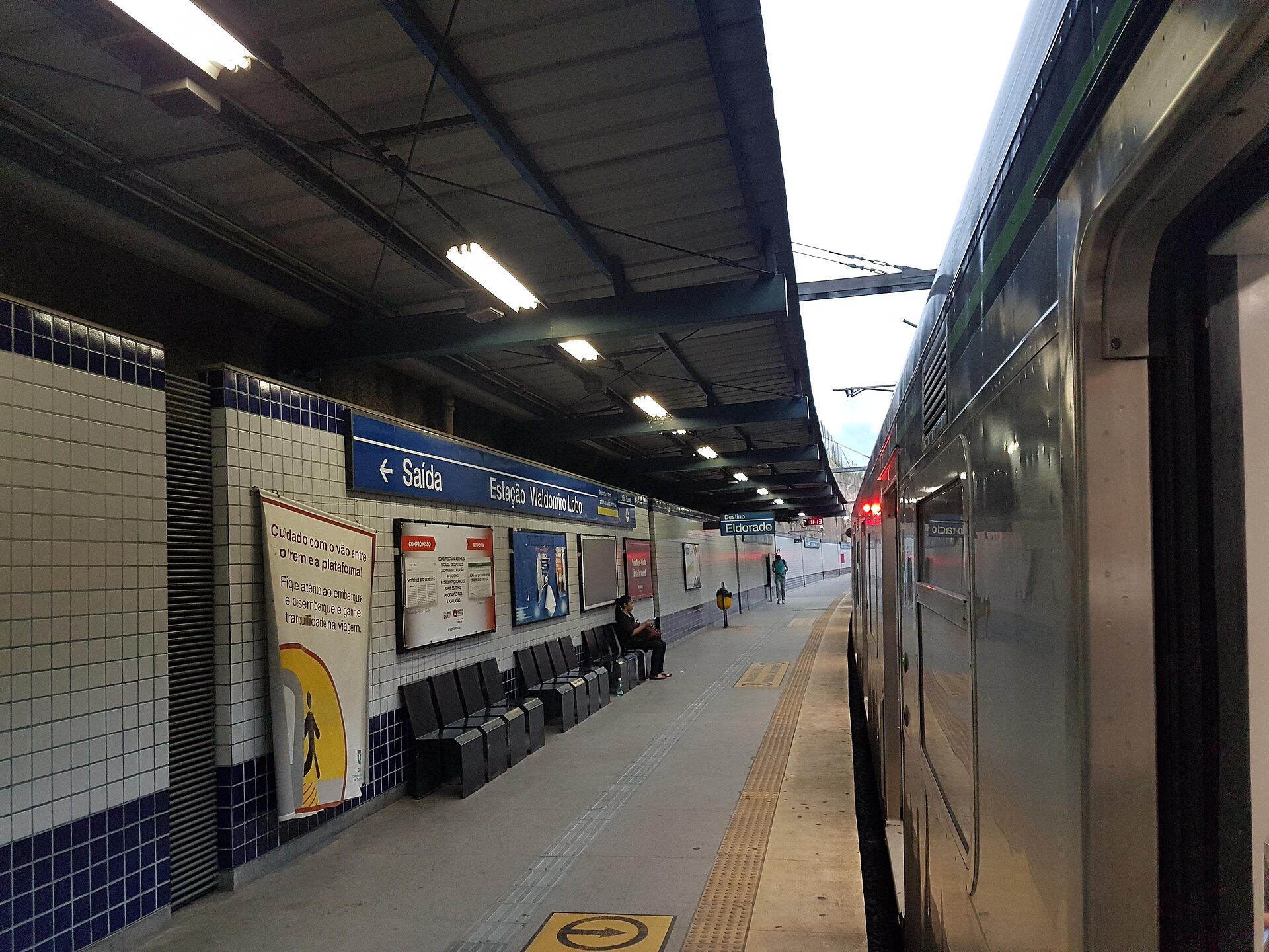 Imagem de referência de Estação Waldomiro Lobo, descrito nos dados abertos como estação da Linha 1 do Metrô de Belo Horizonte