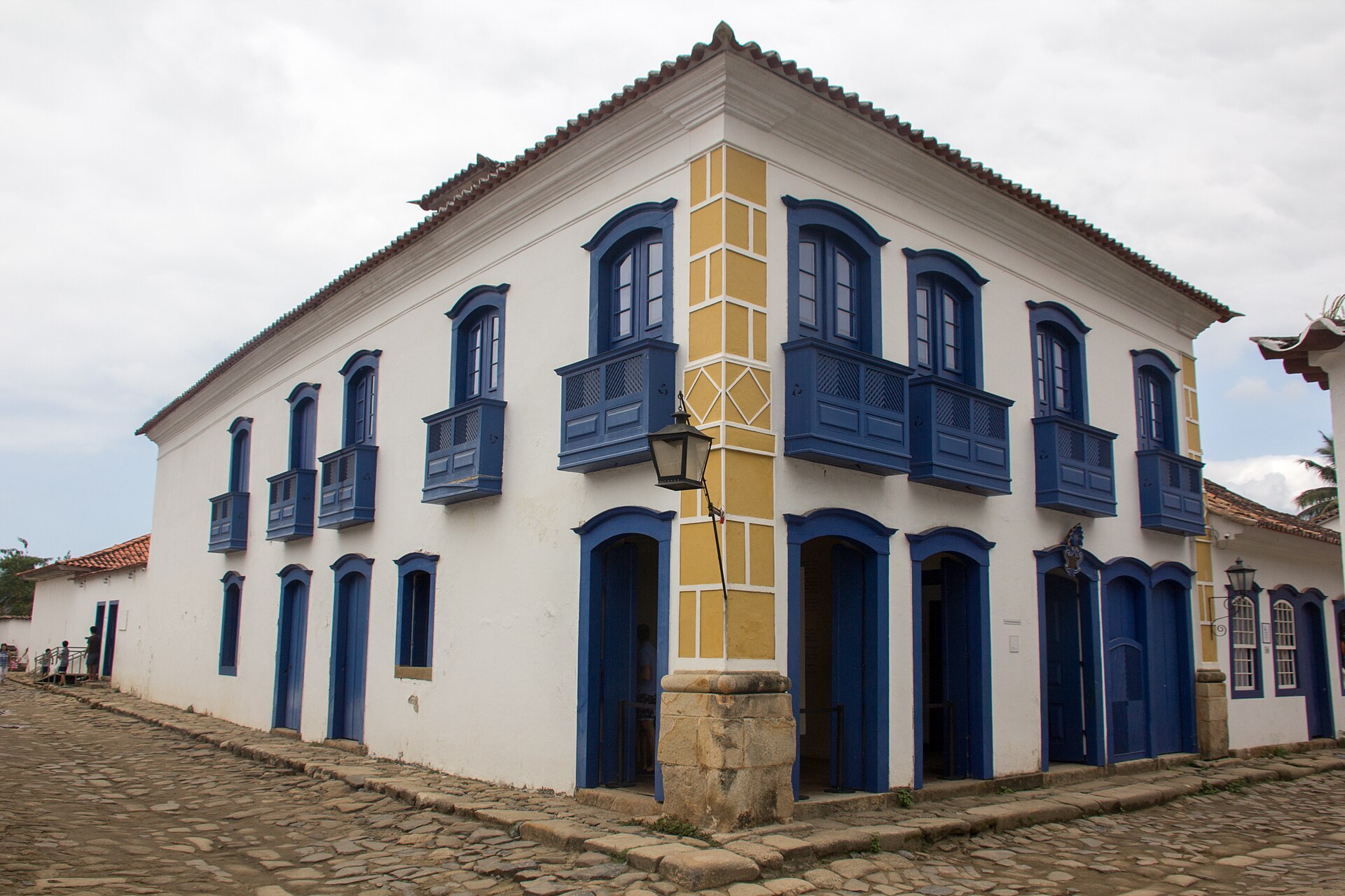 Imagem de referência de Casa da Cultura Câmara Torres, descrito nos dados abertos como edifício em Paraty, Brasil