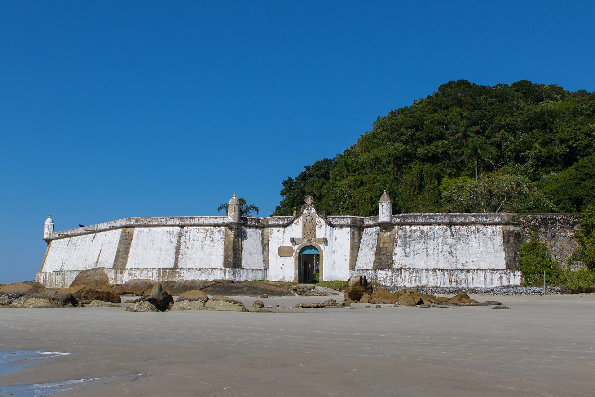 Imagem de referência de Fortaleza de Nossa Senhora dos Prazeres de Paranaguá, descrito nos dados abertos como bem tombado pela Coordenação do Patrimônio Cultural do Estado do Paraná na cidade de Paranaguá
