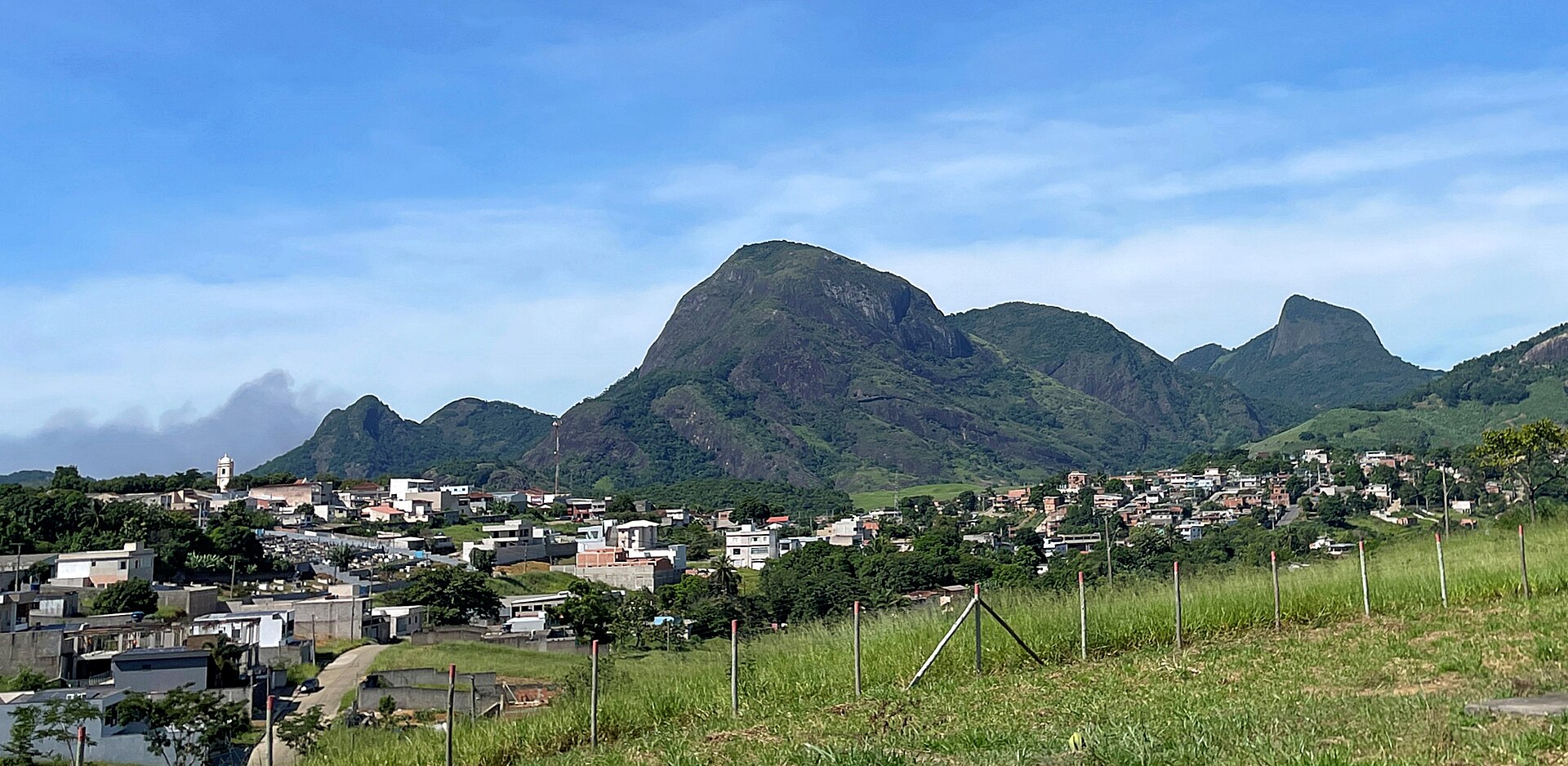 Imagem de referência de Cariacica, descrito nos dados abertos como município brasileiro no estado do Espírito Santo