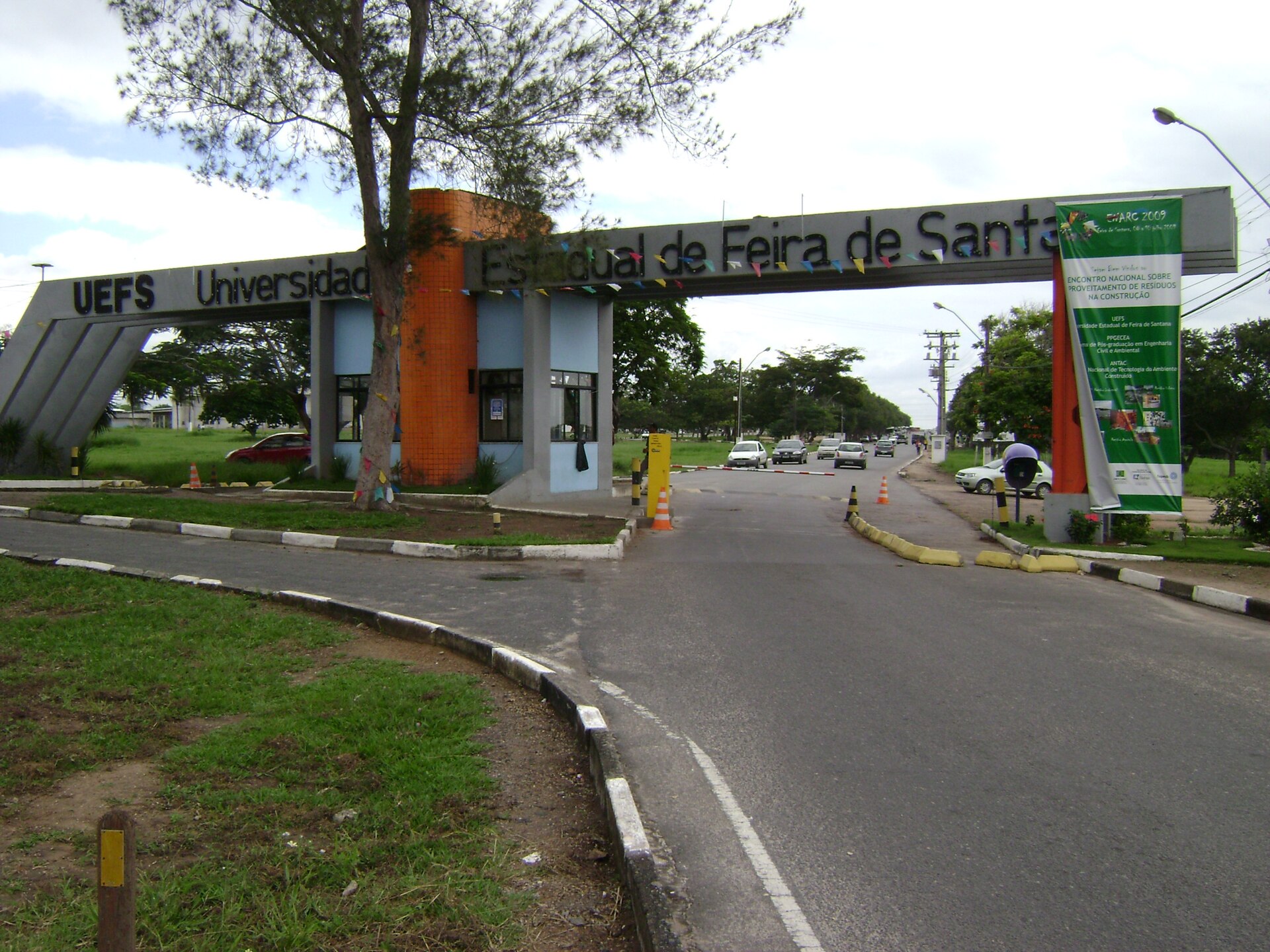Imagem de referência de Universidade Estadual de Feira de Santana, descrito nos dados abertos como universidade pública estadual em Feira de Santana, Bahia