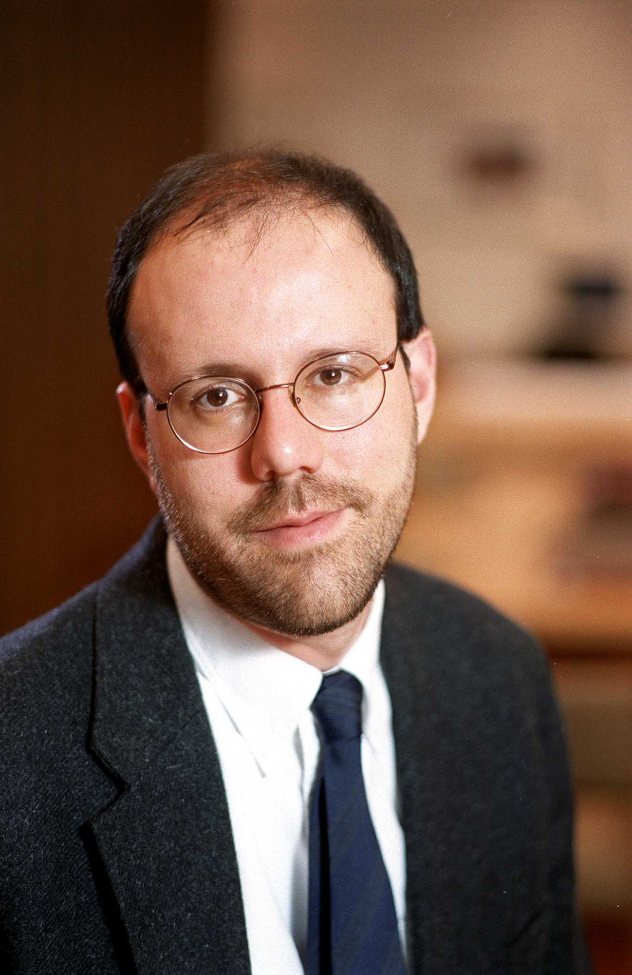 Imagem de referência relacionada a Michael Kremer, item descrito como economista estadunidense