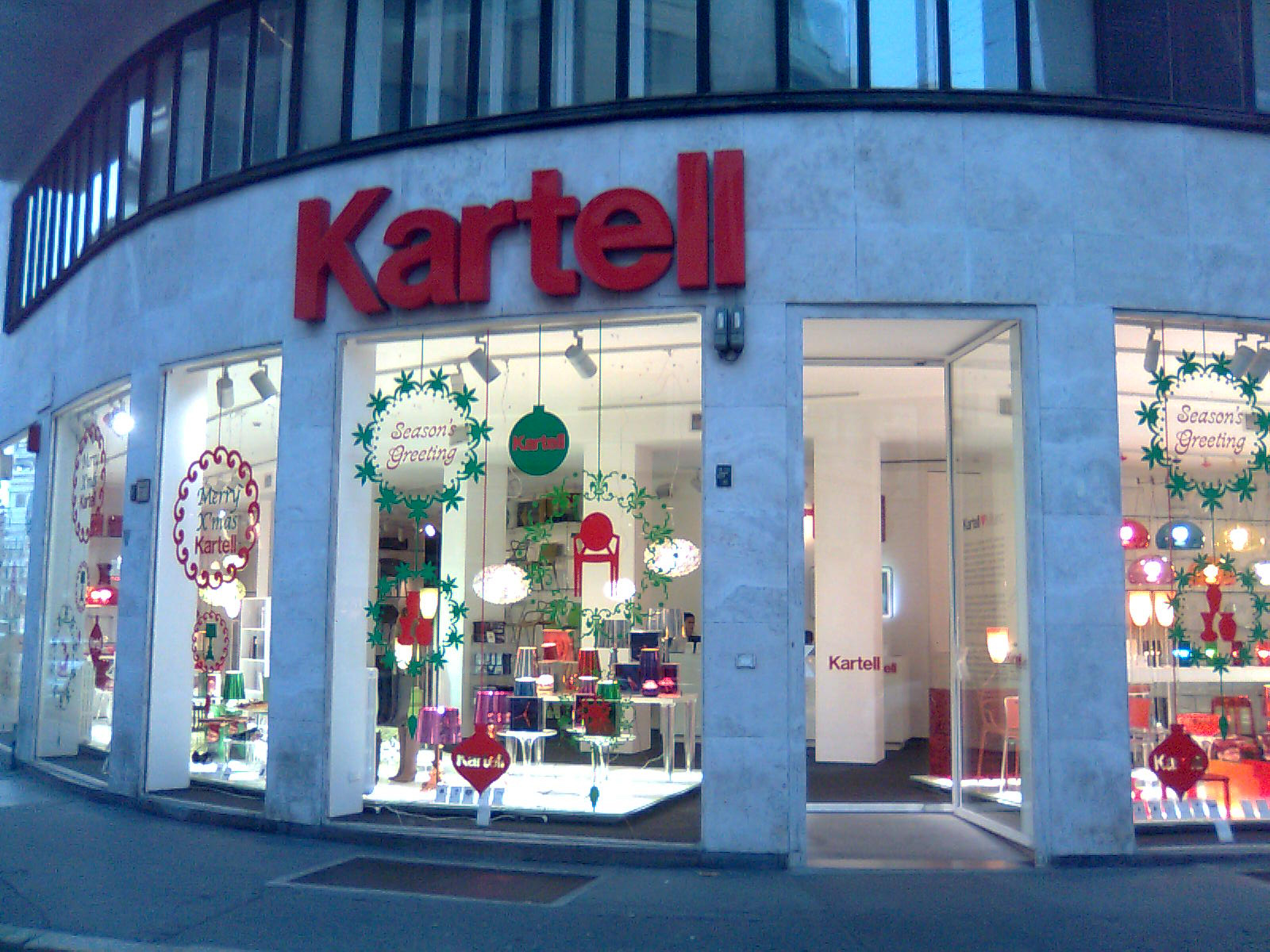 Imagem de referência relacionada a Kartell, item descrito como registro de referência sobre Kartell, organizado a partir de dados estruturados abertos