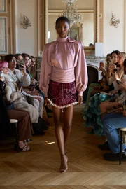 Confraria Studio, etiqueta de Brasília, faz estreia em Milão