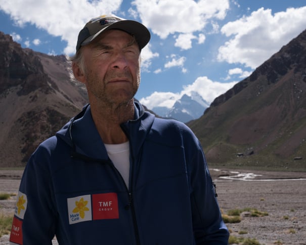 O neto de Ranulph Fiennes apela por fundos para 'localizar e proteger' o explorador