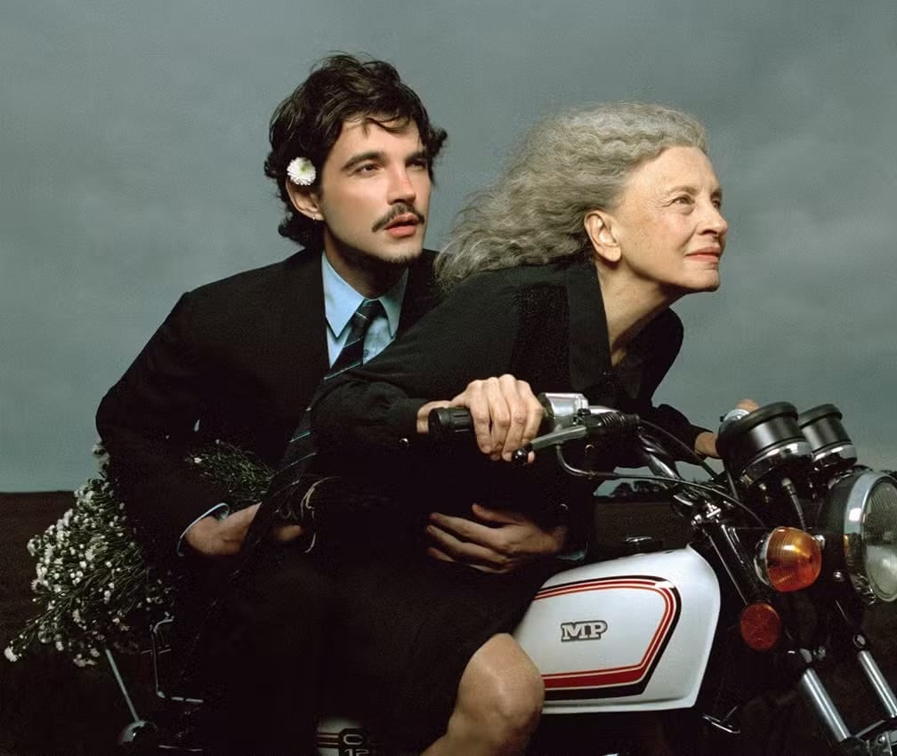 Jão estreia turnê com show audiovisual impecável, mas peca na estrutura para o público
