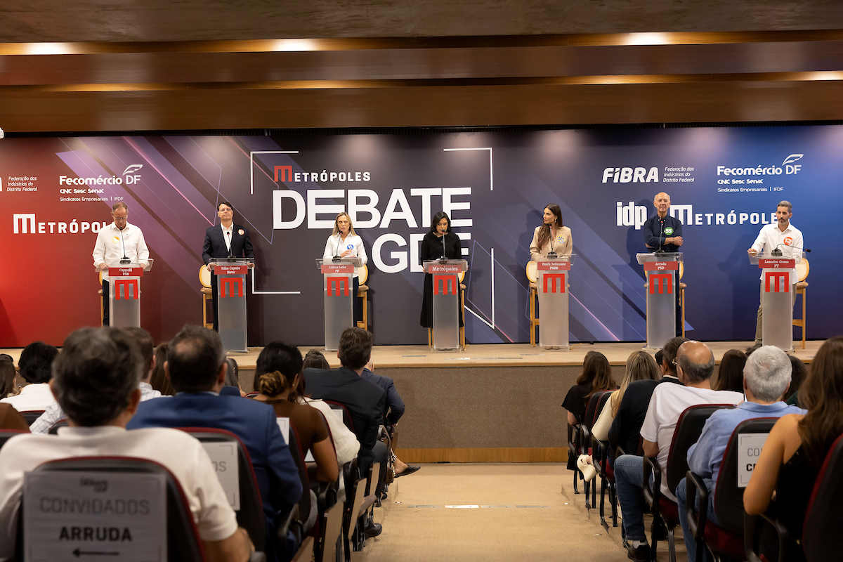 Debate Metrópoles reúne autoridades e apoiadores na corrida pelo Buriti