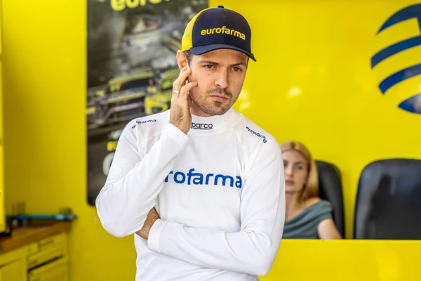 Stock Car: Felipe Drugovich comenta estreia e parceria com Gaetano Di Mauro - destaque galeria