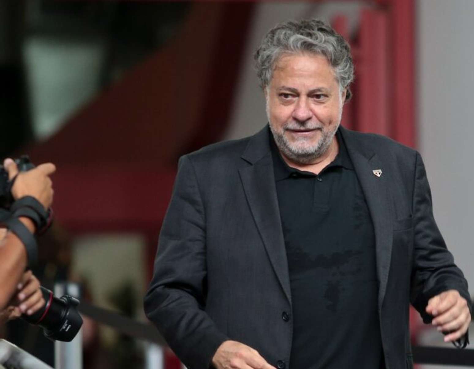 Julio Casares, ex-presidente do S&atilde;o Paulo, foi expulso do quadro associativo do clube ap&oacute;s vota&ccedil;&atilde;o do Conselho Deliberativo