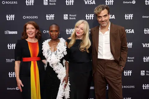 Cynthia Erivo espera que Prima Facie incite conversas sobre violência sexual