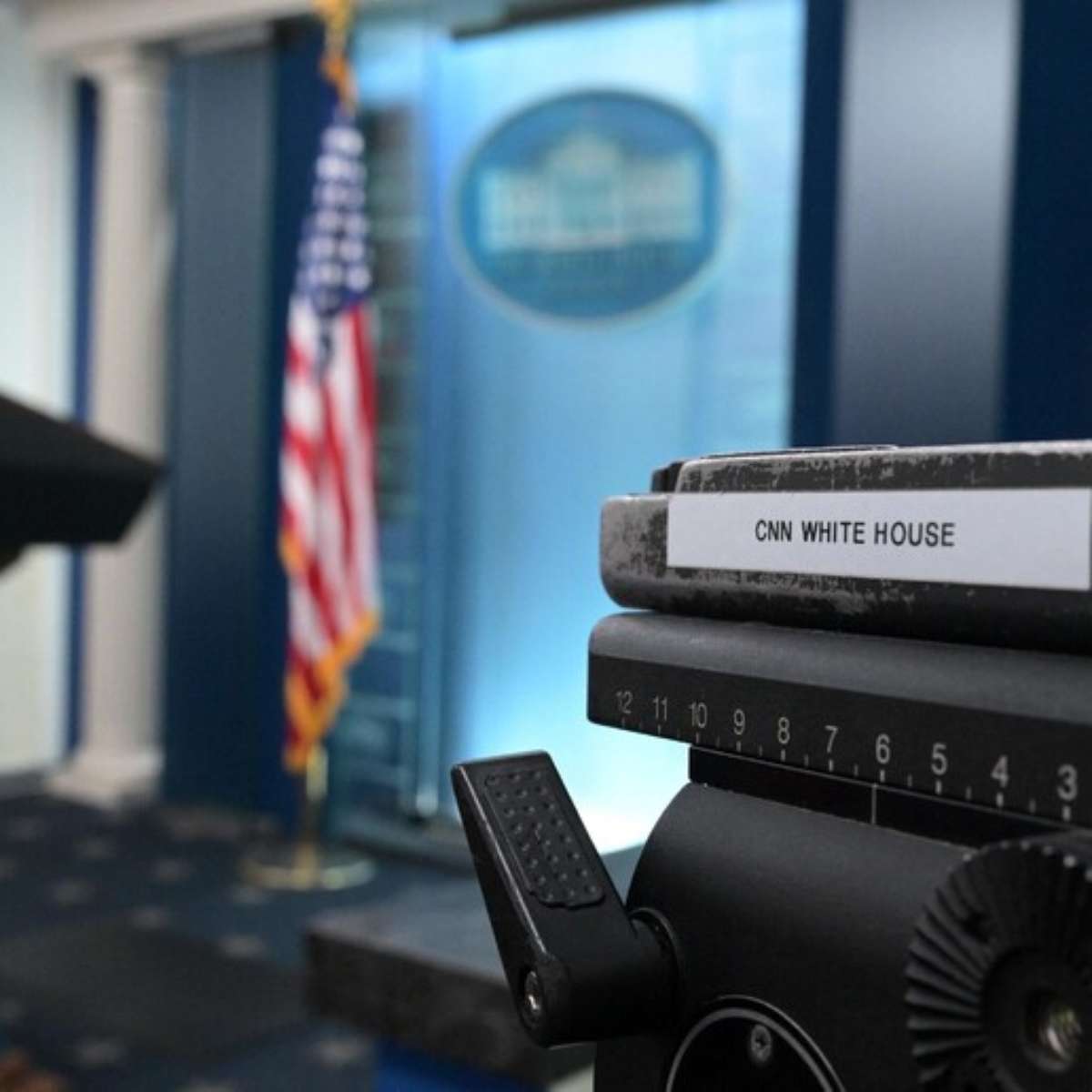 Emissoras abandonam cobertura de Trump após CNN ser barrada da Casa Branca