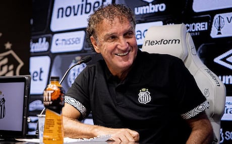Dinheiro de Neymar fez a metamorfose do Santos. Com a força dos reforços, time poderia ter goleado o Cruzeiro. ‘Fizemos valer a força do grupo’, resumiu Cuca