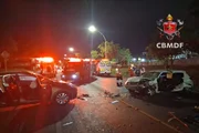 Duas pessoas ficaram presas dentro dos carros, sendo necessário aplicar técnicas de desencarceramento para retirá-las com segurança