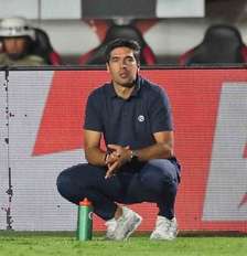 Abel Ferreira durante o jogo entre LDU e Palmeiras pela Libertadores – Foto: Cesar Greco / Palmeiras / Jogada10