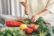 Receita fácil de costelinha macia, suculenta e dourada para o almoço