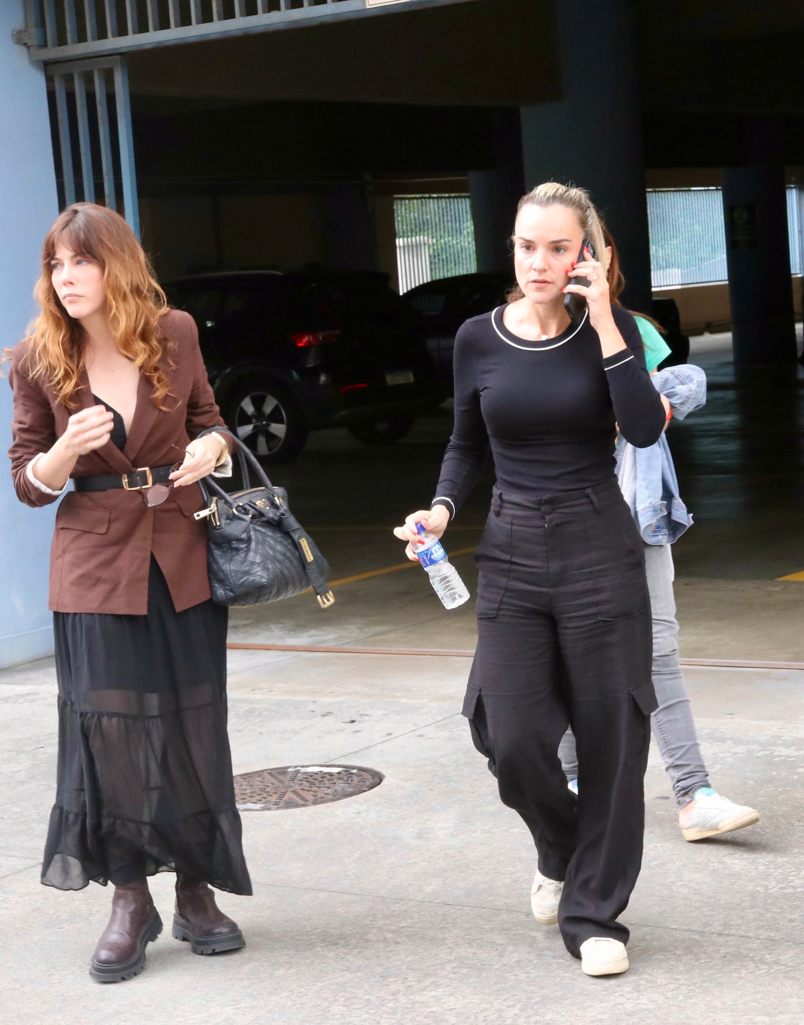 Bia Arantes e Thalita Ribeiro também foram se despedir de Lua Blanco Rogério Fidalgo/AgNews