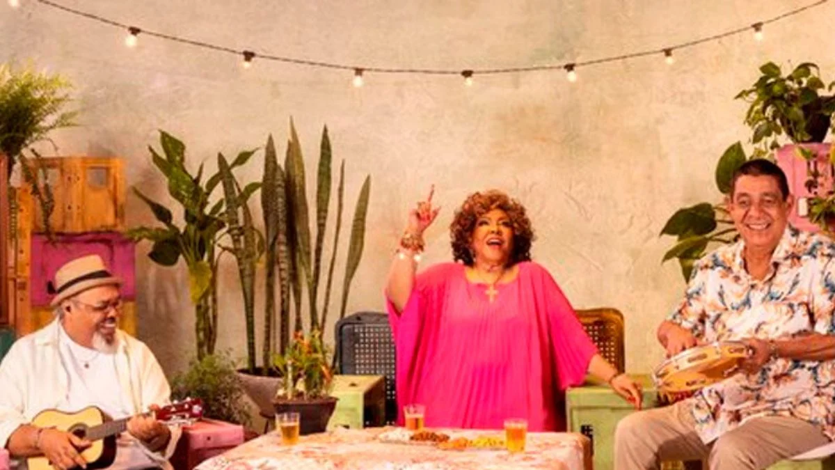 Alcione, Zeca e Jorge Aragão celebram encontro no palco: "Somos família"