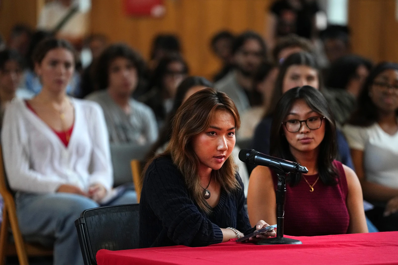A mulher no centro das acusações de estupro na Cornell é alvo de ameaças, diz advogado