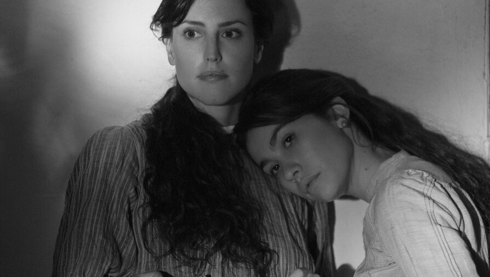 Elisa Y Marcela (2019) é inspirado em um caso real — Foto: Reprodução/IMDb