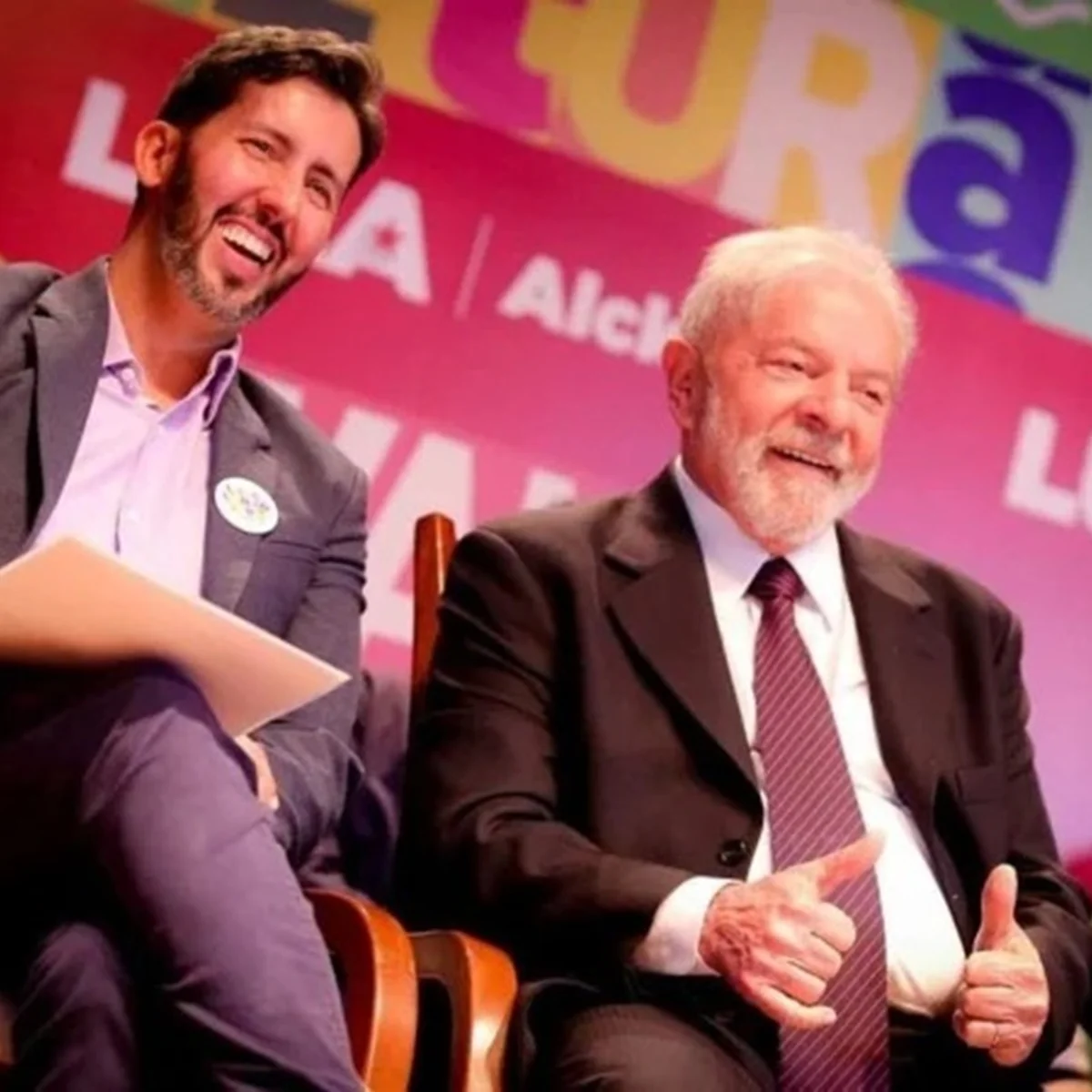 Com megafone, Lula convoca moradores do DF para caminhada em Ceilândia