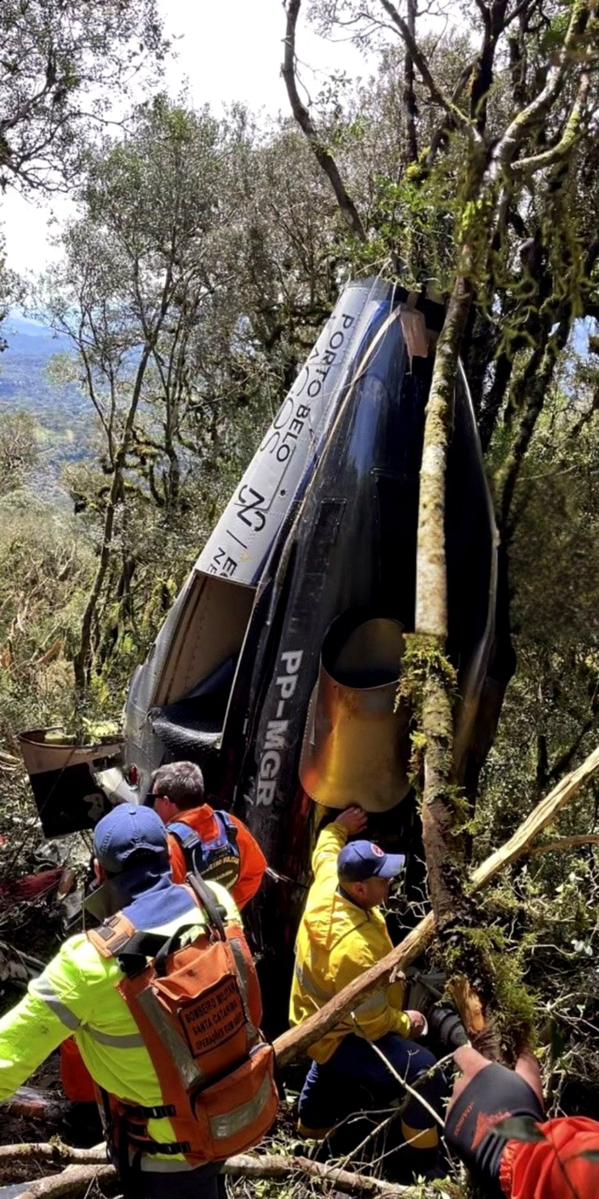 Morte de Rick: celular e câmera encontrados após queda de helicóptero serão analisados pela polícia