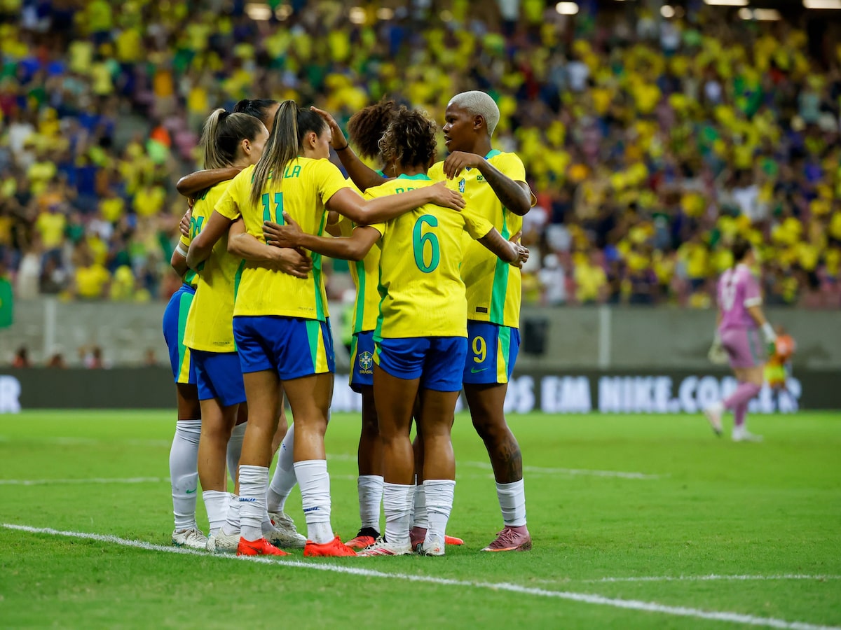Brasil não aproveita expulsão e só empata com a Argentina no último amistoso da Data Fifa