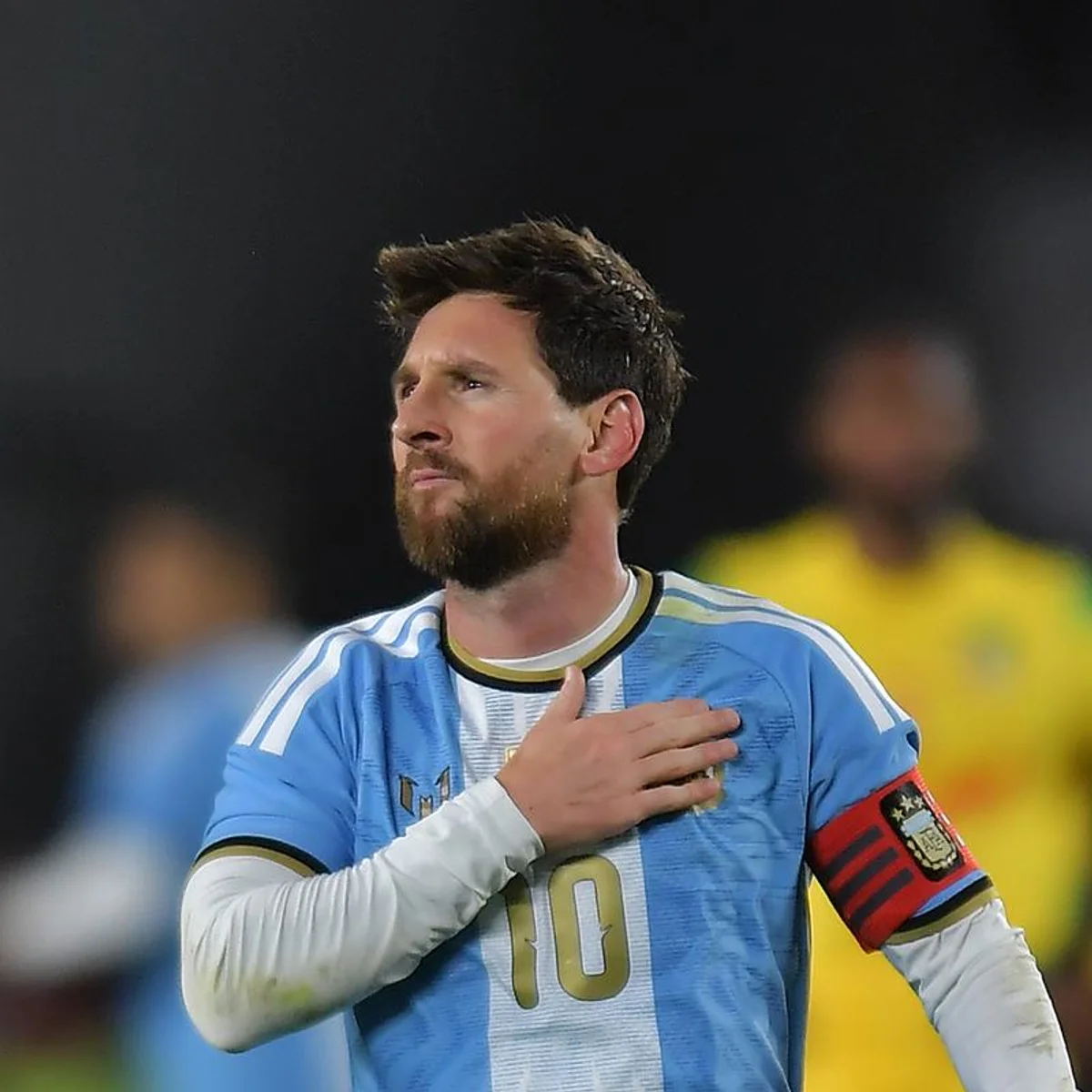 Argentina não poderá aposentar a camisa 10 de Lionel Messi; entenda