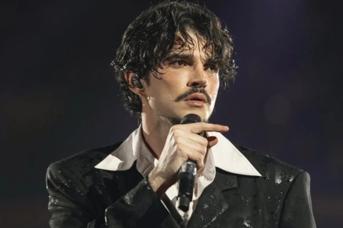 Jão pede que fãs deixem "frustração" de lado e se mobilizem no 2º turno