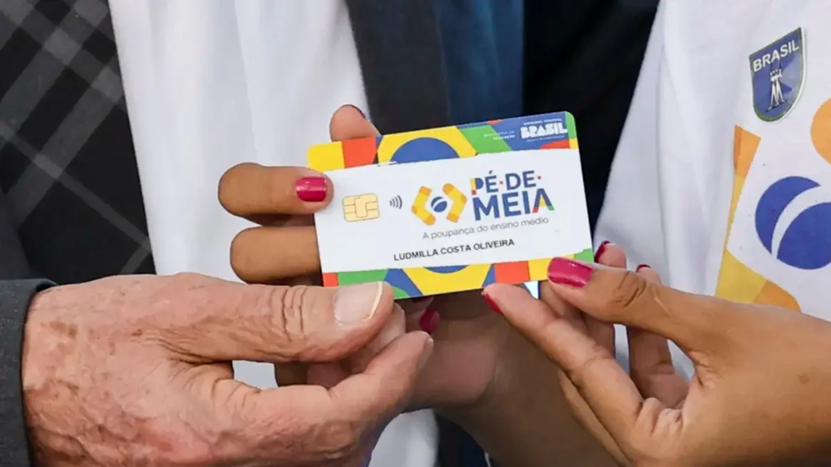 Sétima parcela do Pé-de-Meia começa a ser paga nesta segunda-feira (19/10)