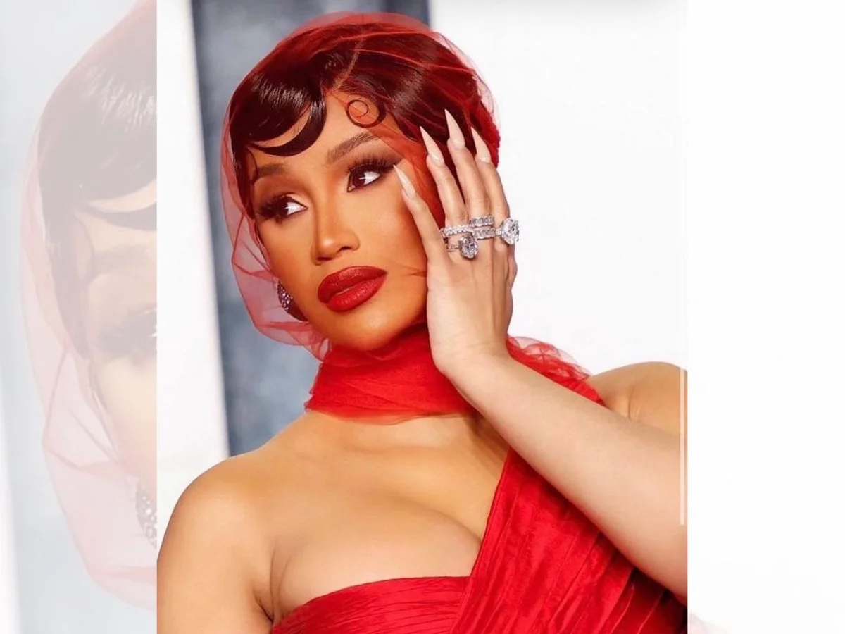 Cherry cola: conheça a cor de cabelo pela qual as celebs estão apaixonadas