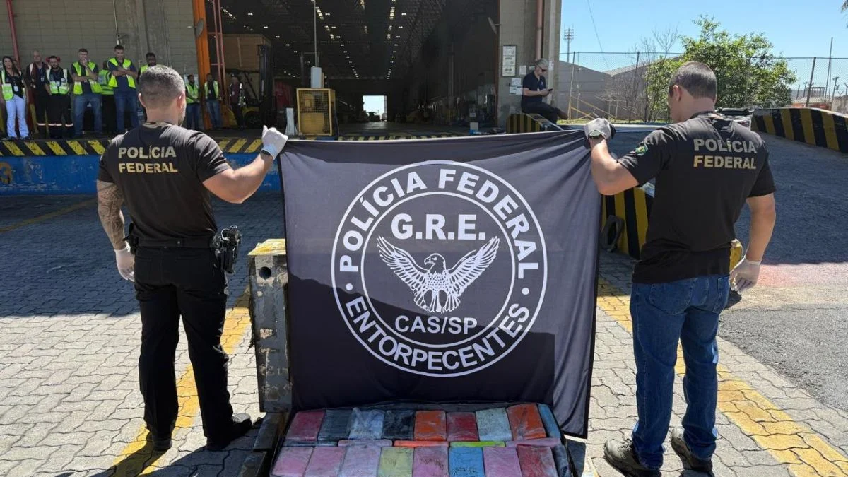 PF apreende 125 kg de cocaína escondidos em Viracopos que iriam à Espanha