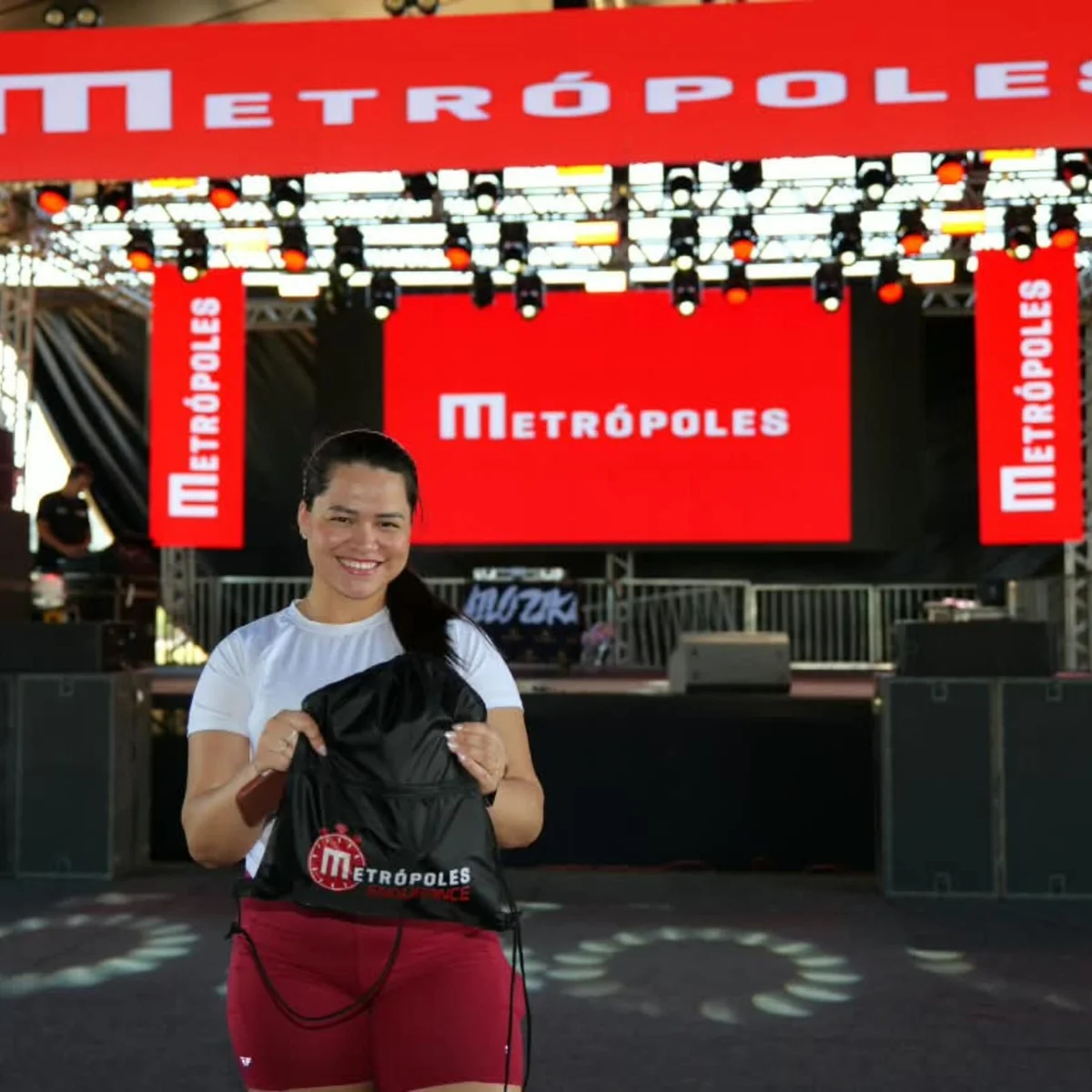 Metrópoles Endurance Corrida: empolgados, atletas iniciam retirada de kits
